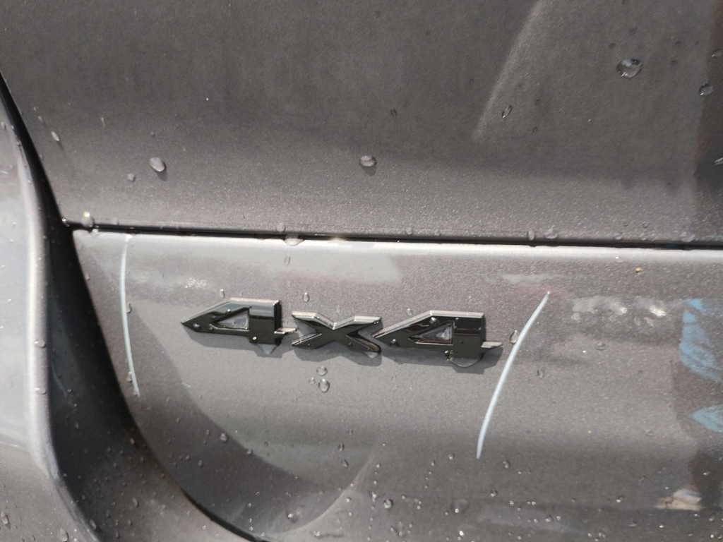 2026 Jeep Grand Cherokee L representative vehicle photo
