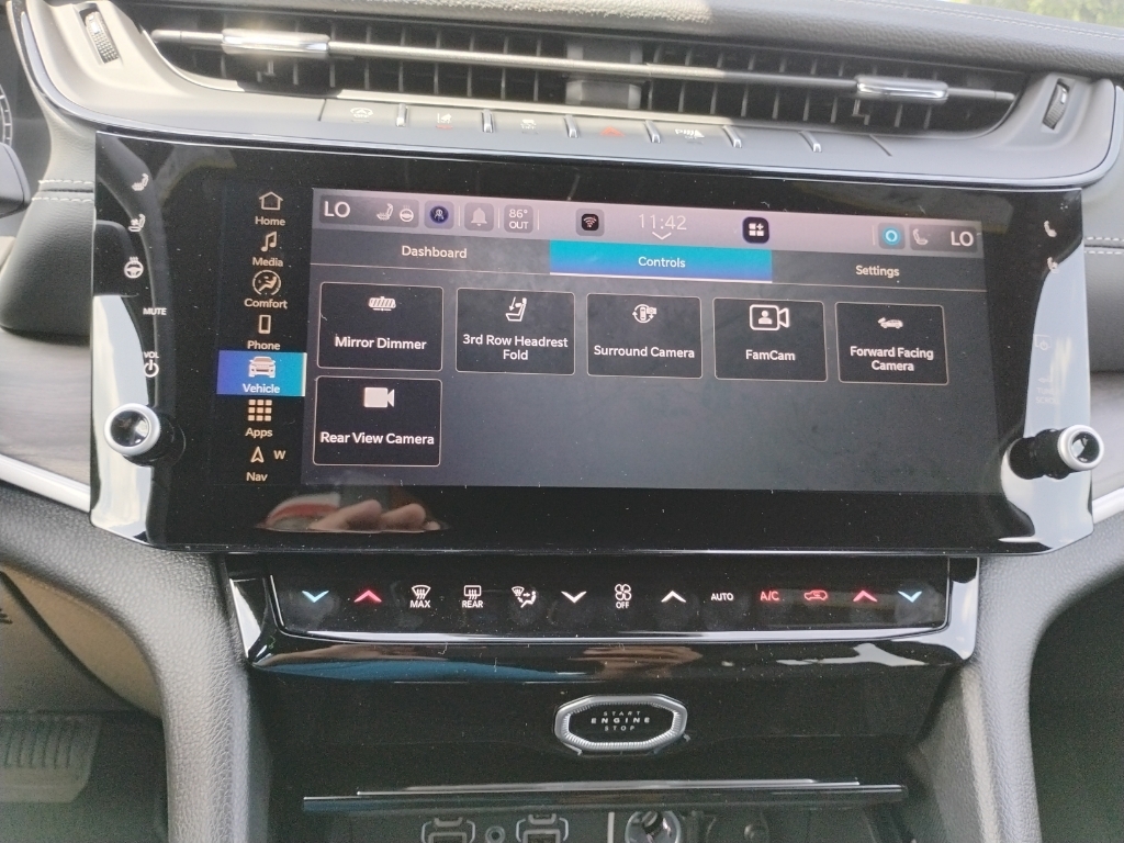 2026 Jeep Grand Cherokee L representative vehicle photo