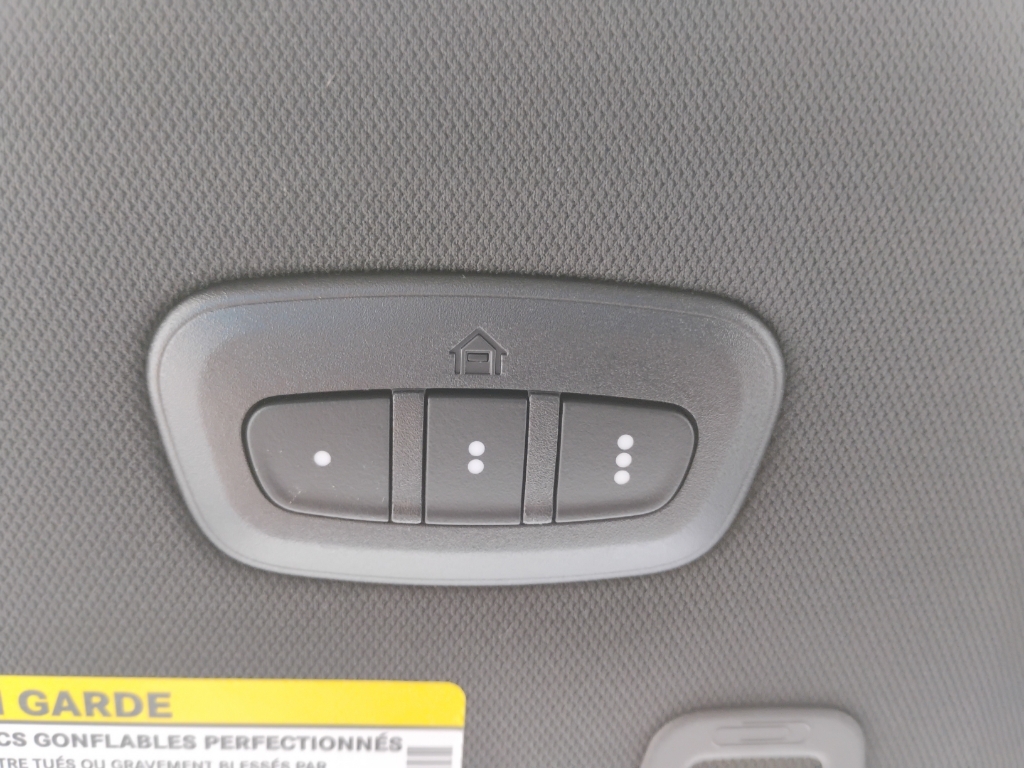 2026 Jeep Grand Cherokee L representative vehicle photo