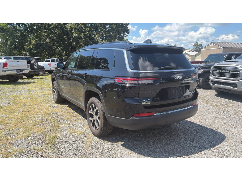2024 Jeep Grand Cherokee L Limited photo 4