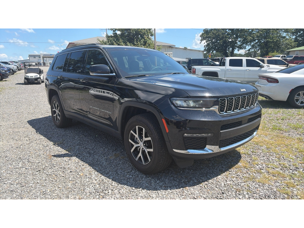 2024 Jeep Grand Cherokee L Limited photo 2