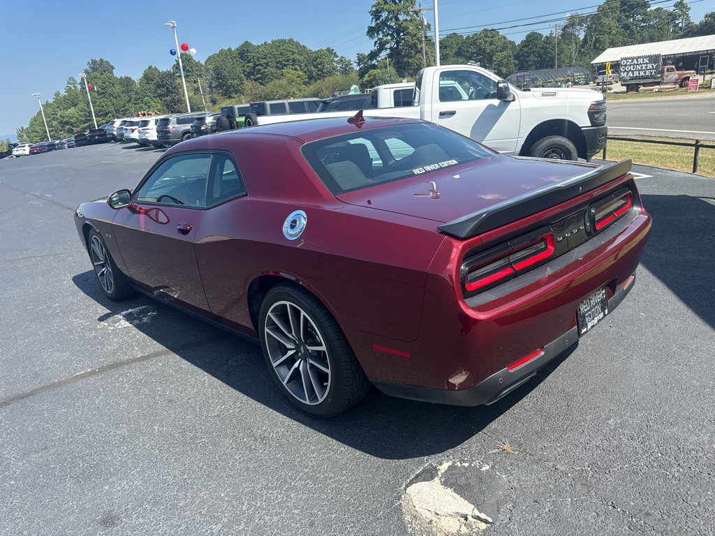 2023 Dodge Challenger R/T photo 6