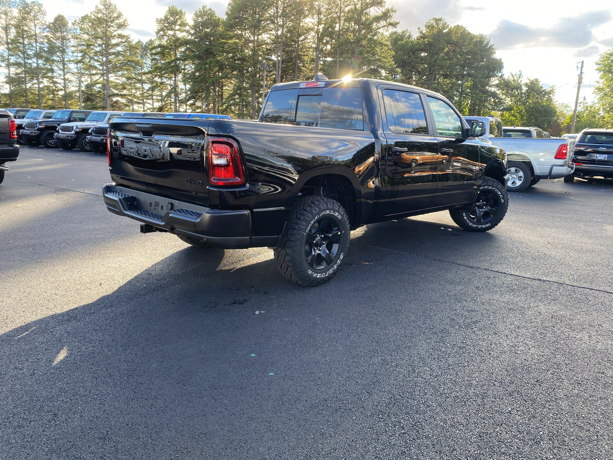 2027 Ram 1500 Warlock photo 5