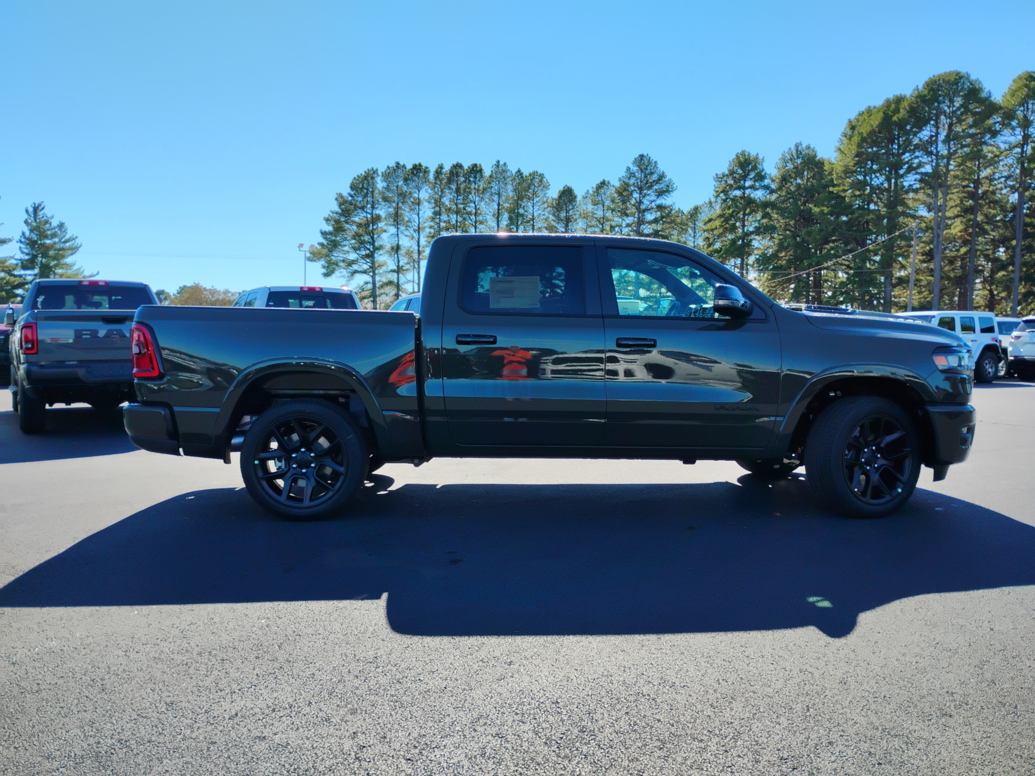 2027 Ram 1500 Laramie photo 4