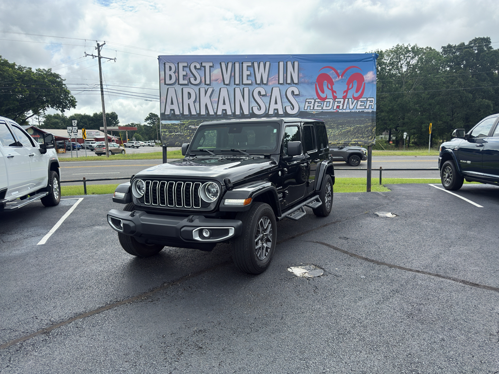 2024 Jeep Wrangler Sahara photo 1