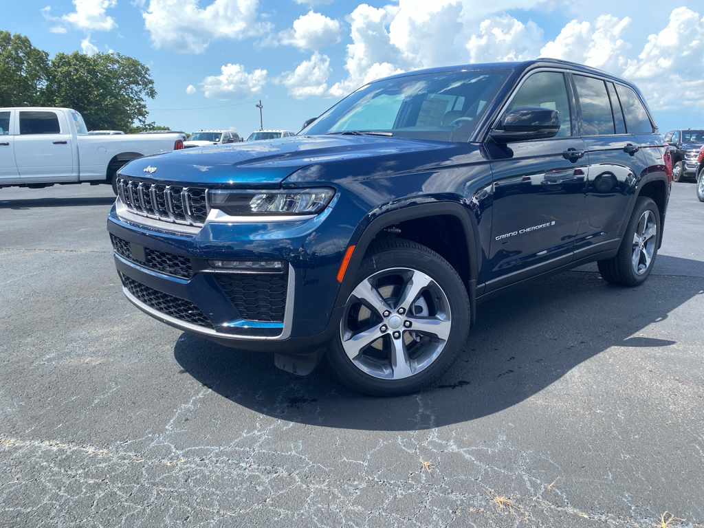 2026 Jeep Grand Cherokee representative vehicle photo