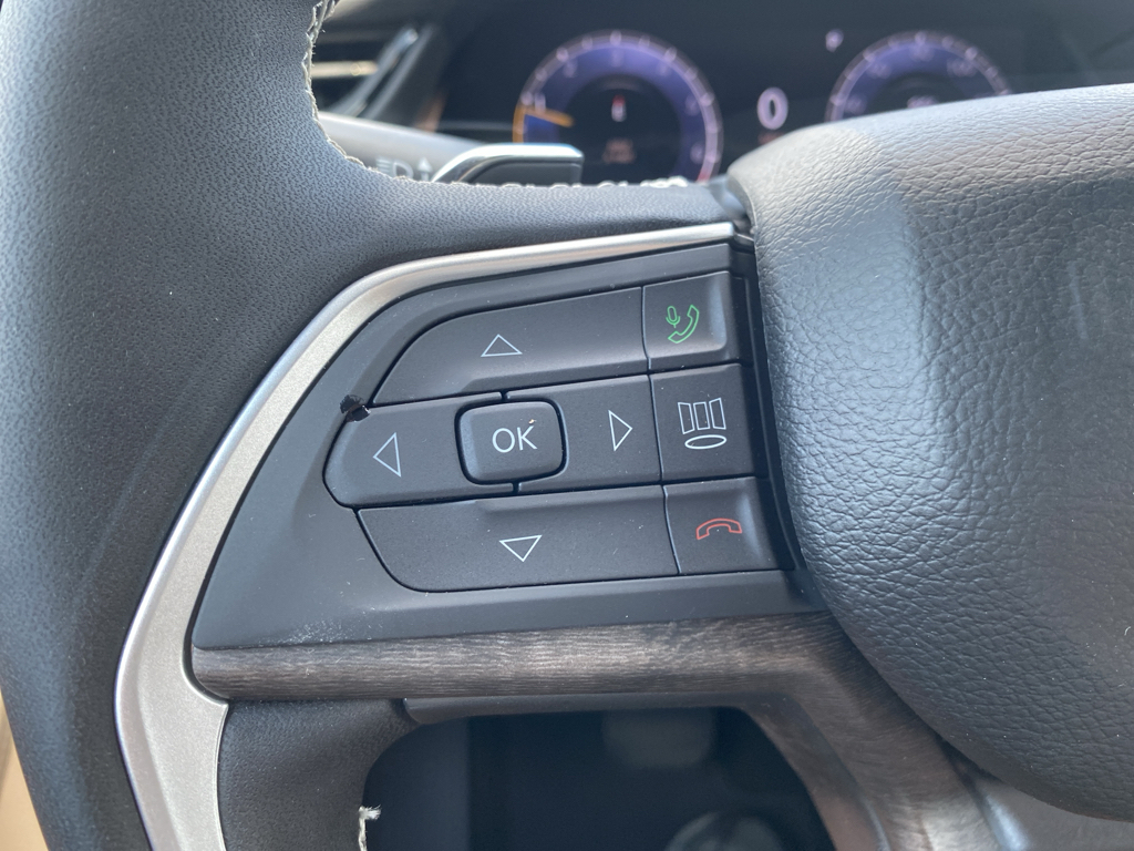 2026 Jeep Grand Cherokee representative vehicle photo