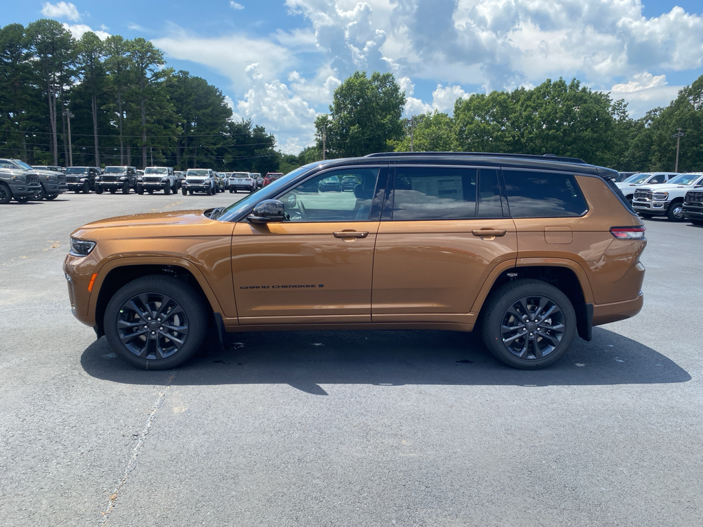 2026 Jeep Grand Cherokee L representative vehicle photo