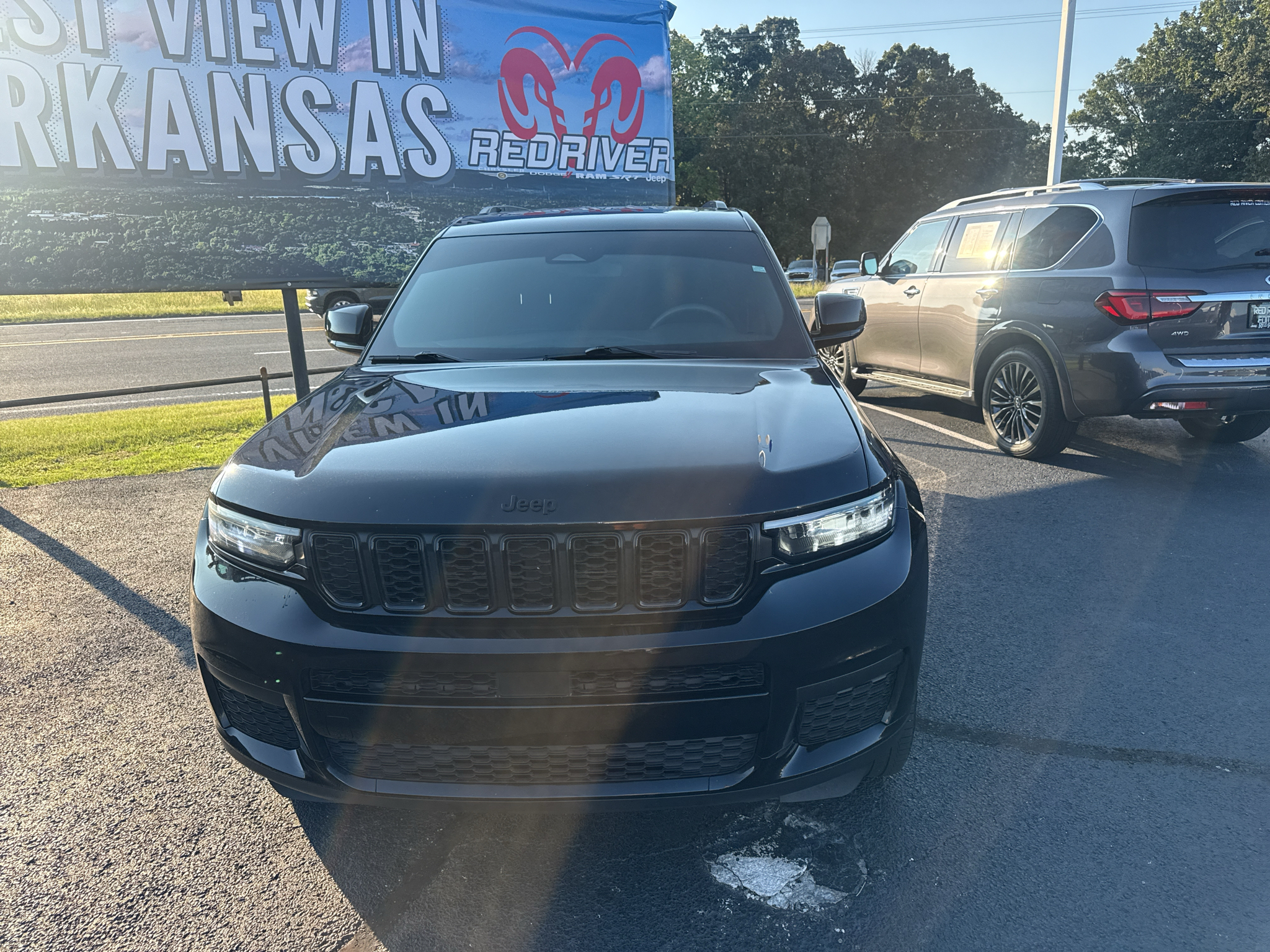 2023 Jeep Grand Cherokee L Altitude photo 2