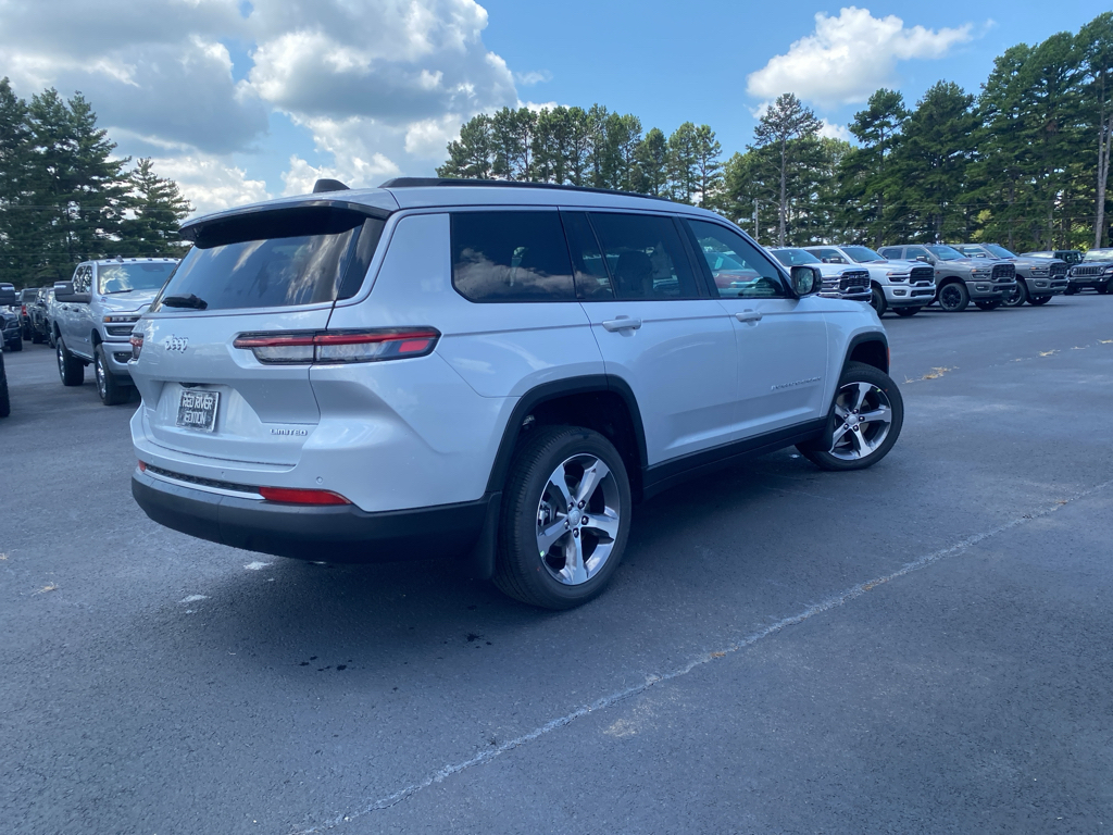 2026 Jeep Grand Cherokee L representative vehicle photo