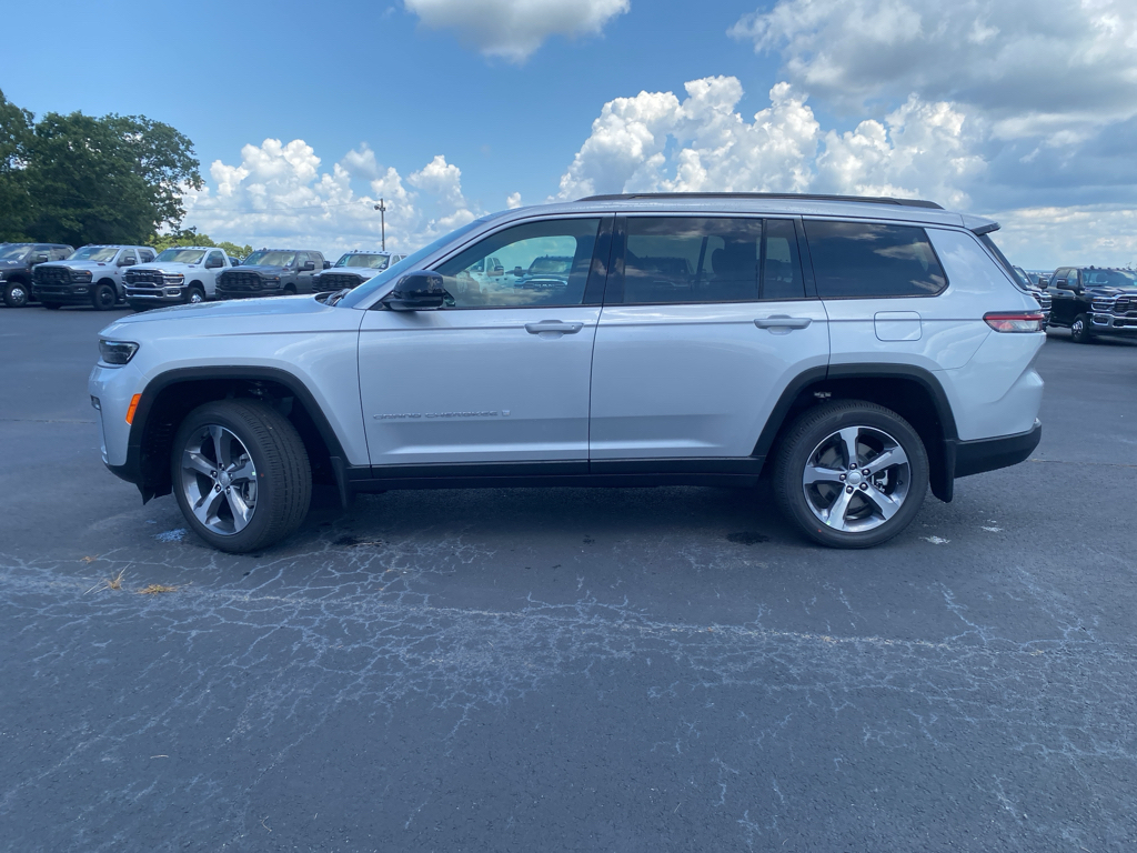 2026 Jeep Grand Cherokee L representative vehicle photo