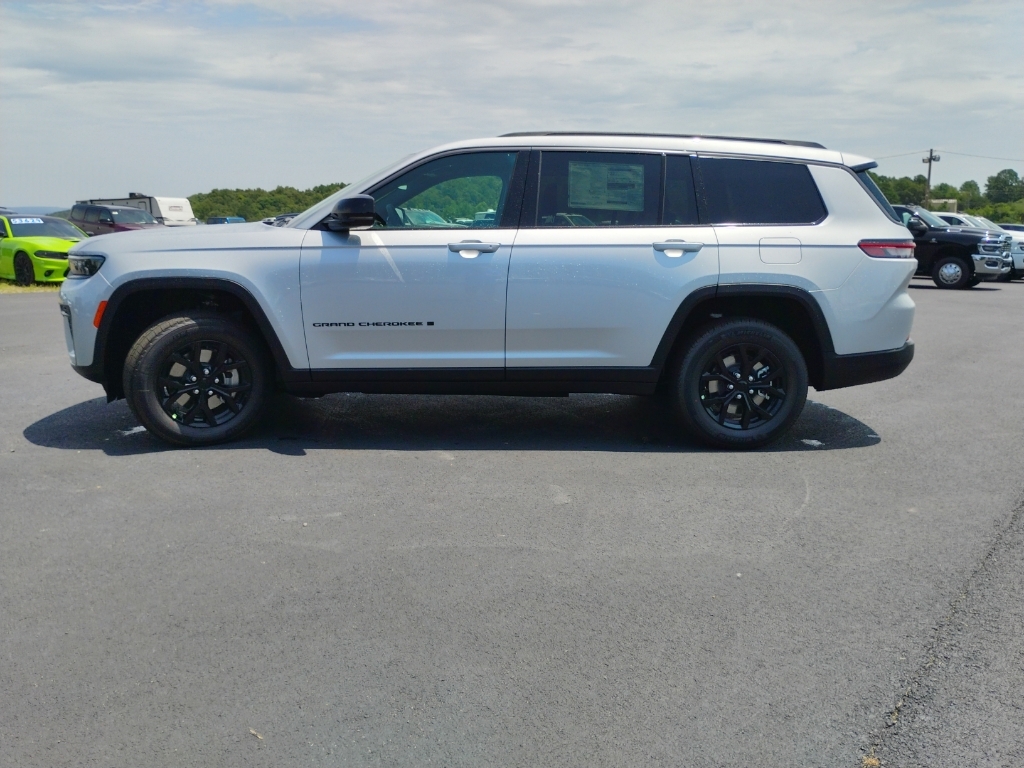2026 Jeep Grand Cherokee L representative vehicle photo