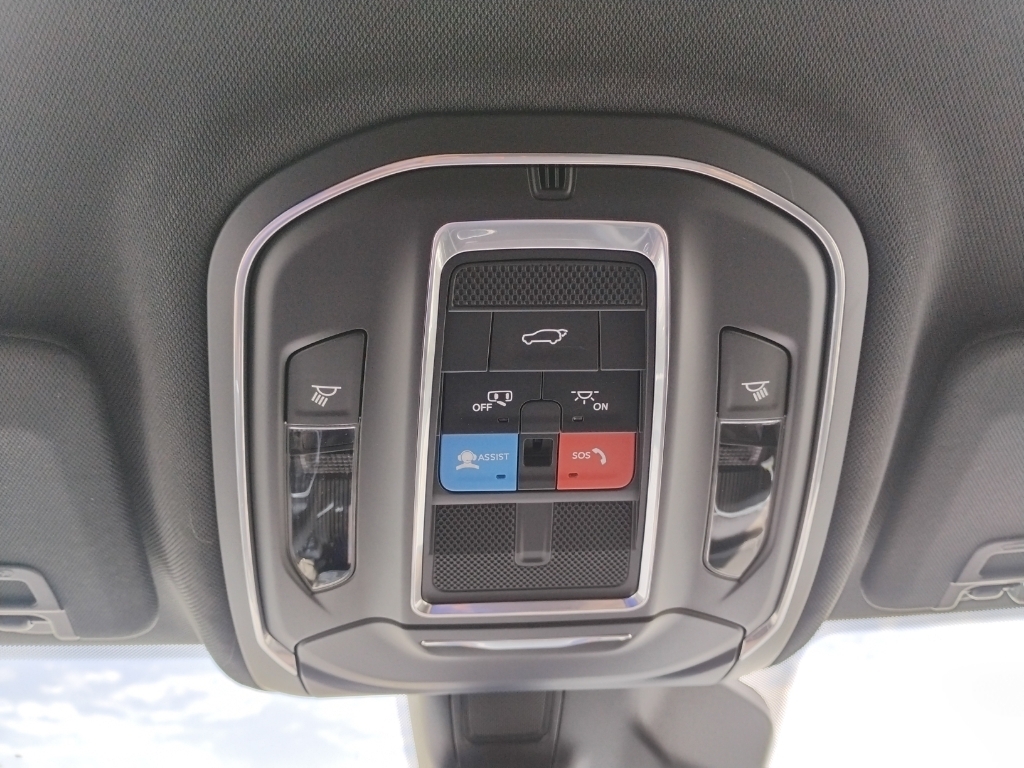 2026 Jeep Grand Cherokee L representative vehicle photo