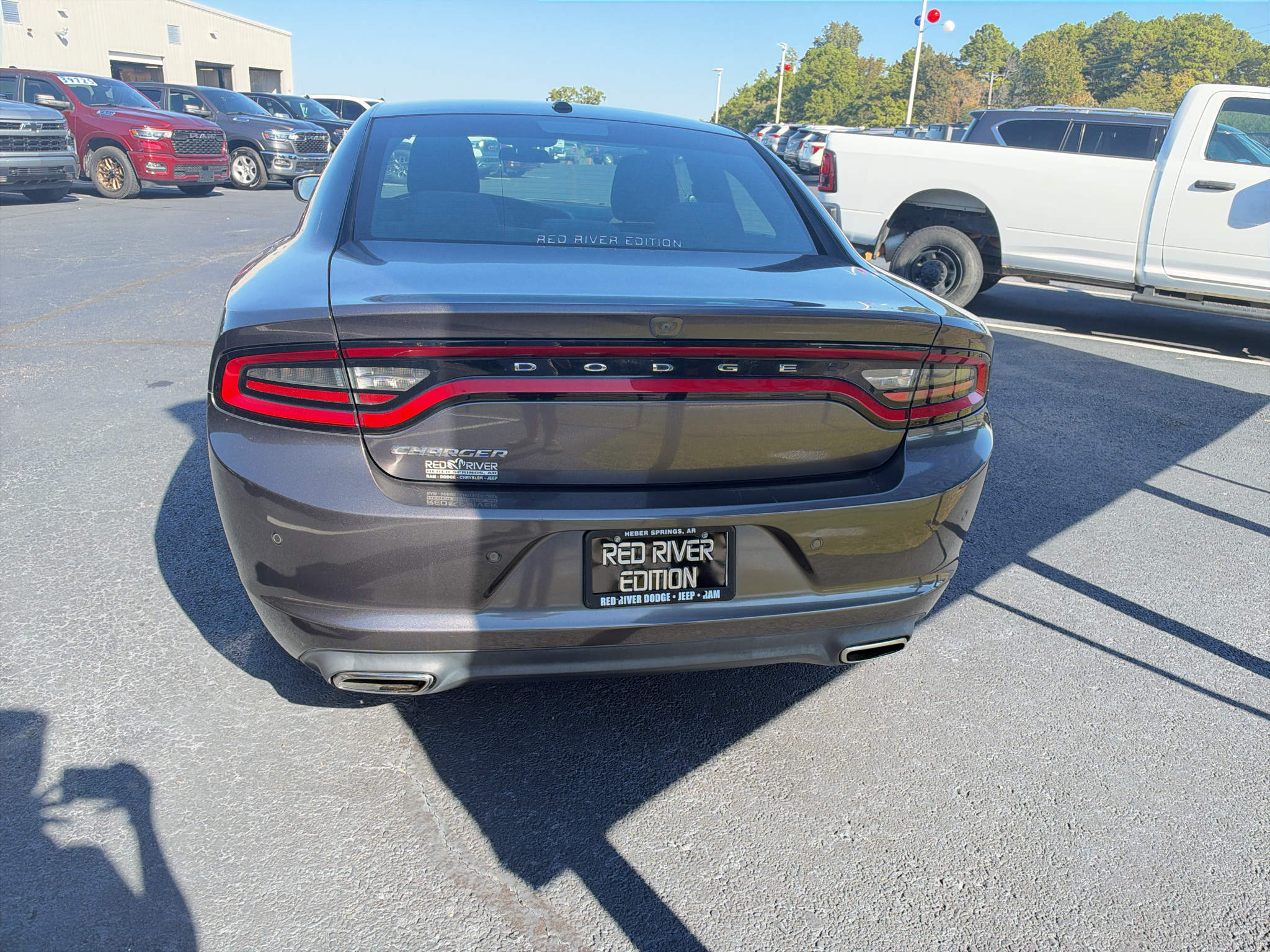 2020 Dodge Charger SXT photo 5