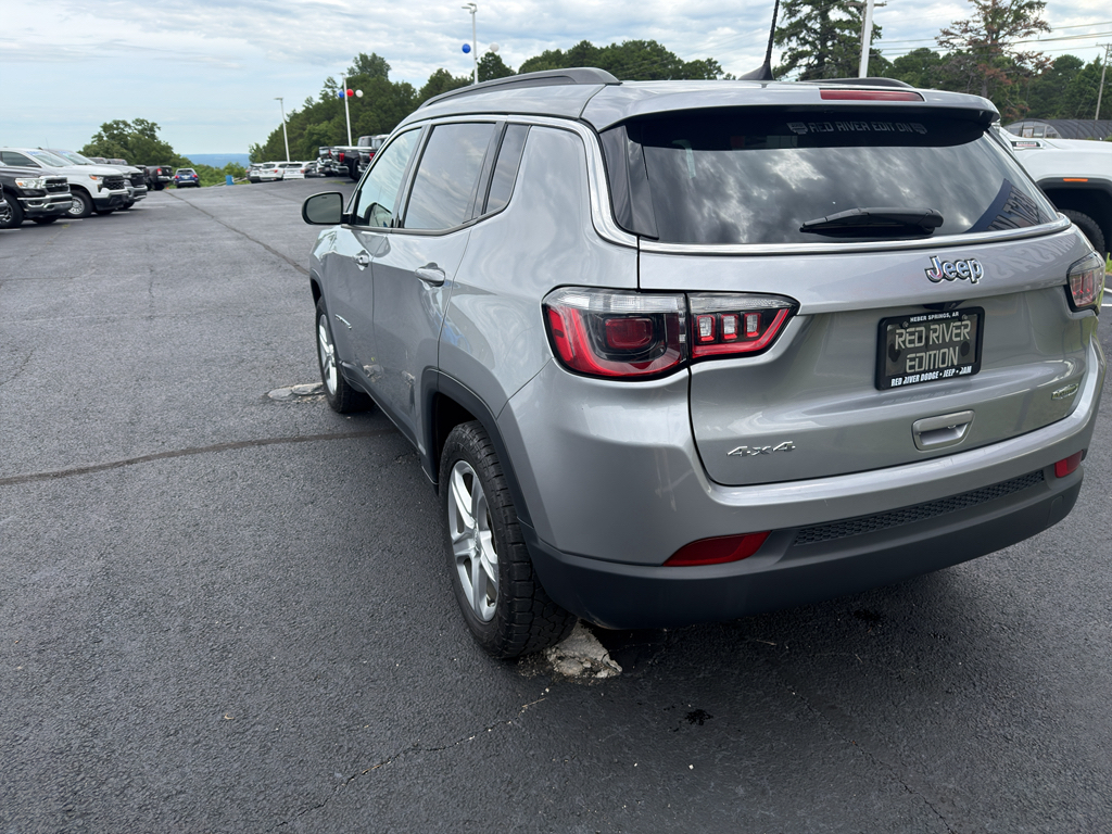 2024 Jeep Compass representative vehicle photo