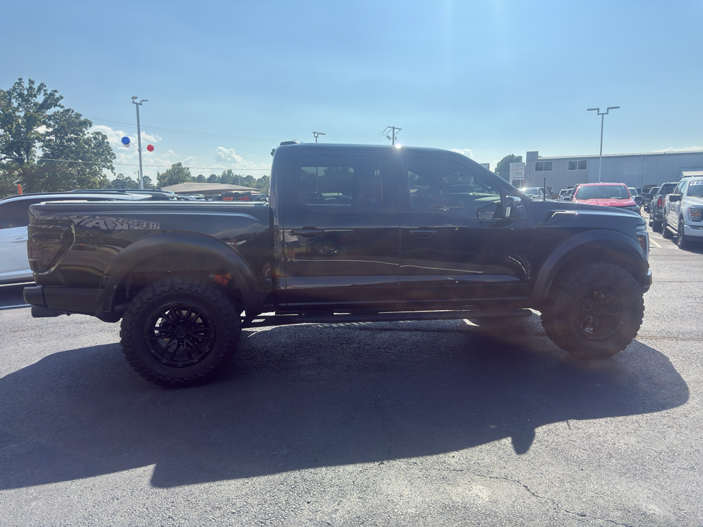 2024 Ford F-150 Raptor photo 4