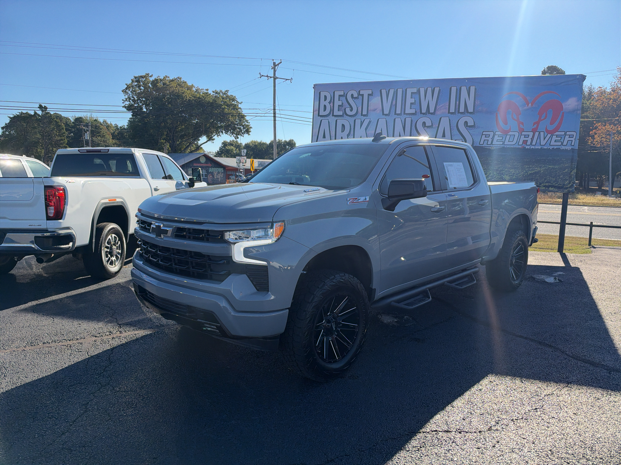 2025 Chevrolet Silverado RST photo 1
