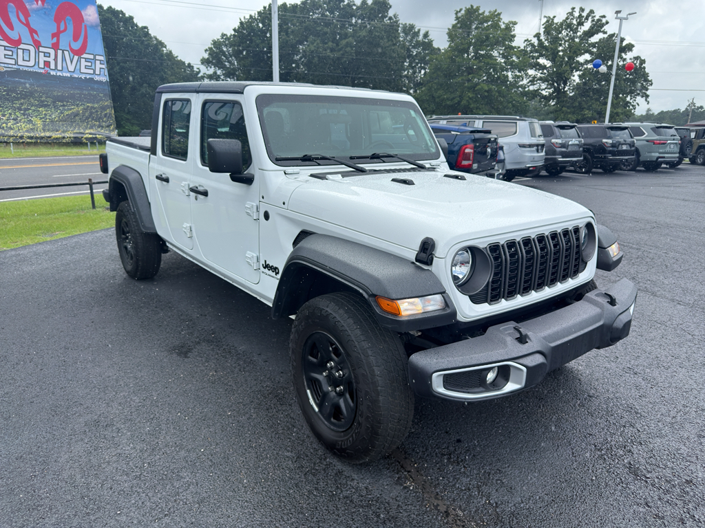 2025 Jeep Gladiator Sport photo 3