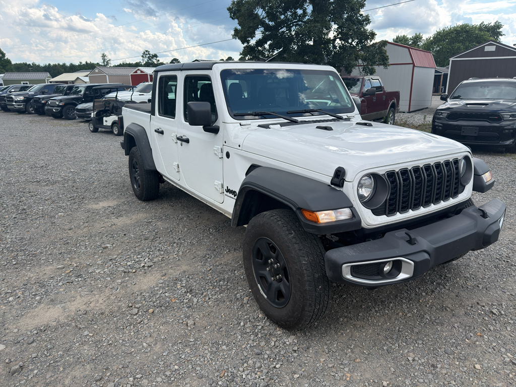 2025 Jeep Gladiator representative vehicle photo