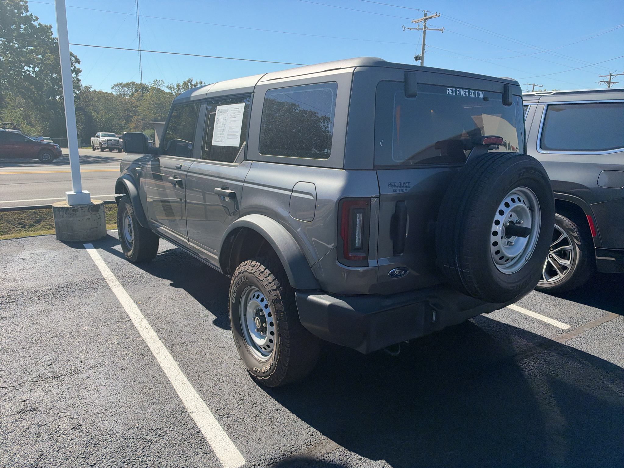 2022 Ford Bronco photo 4