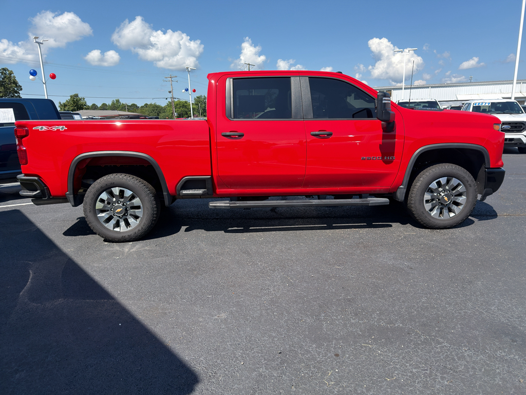 2025 Chevrolet Silverado HD representative vehicle photo