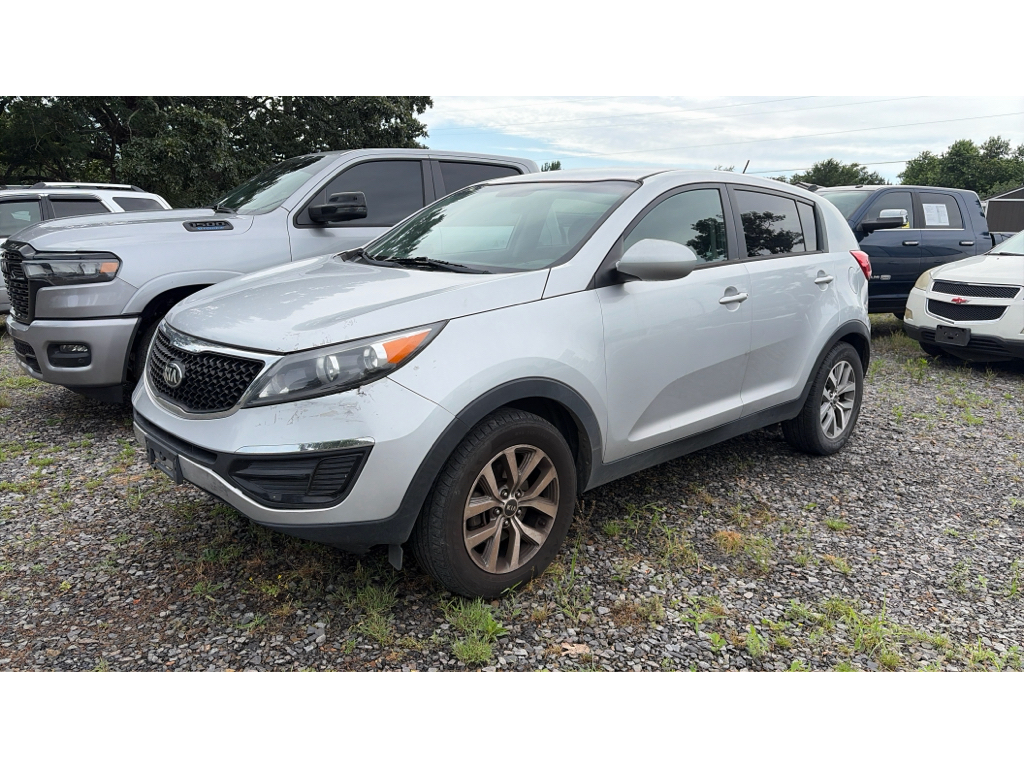 2016 Kia Sportage vehicle photo 1