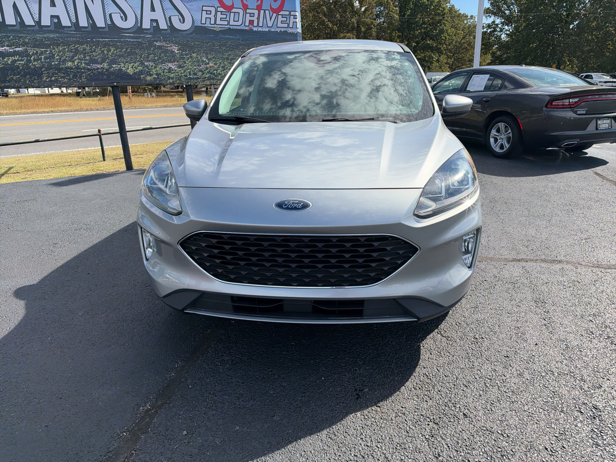 2022 Ford Escape Hybrid SEL Hybrid photo 2