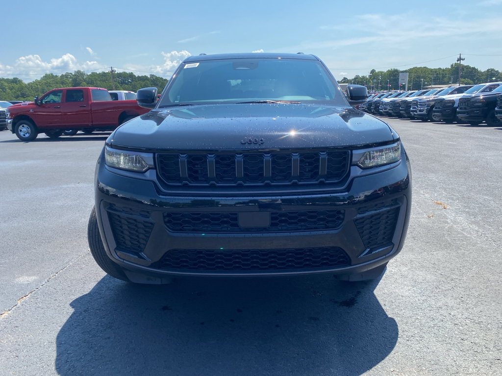 2026 Jeep Grand Cherokee L representative vehicle photo