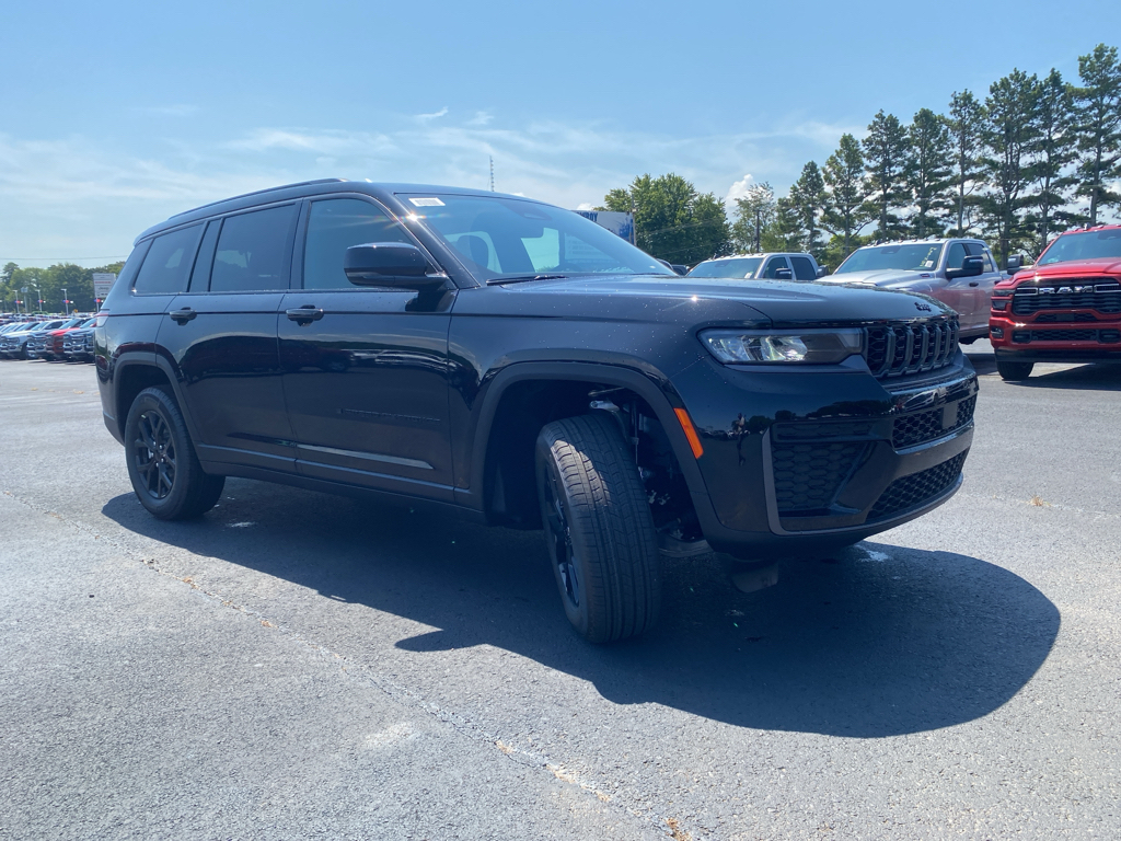 2026 Jeep Grand Cherokee L representative vehicle photo