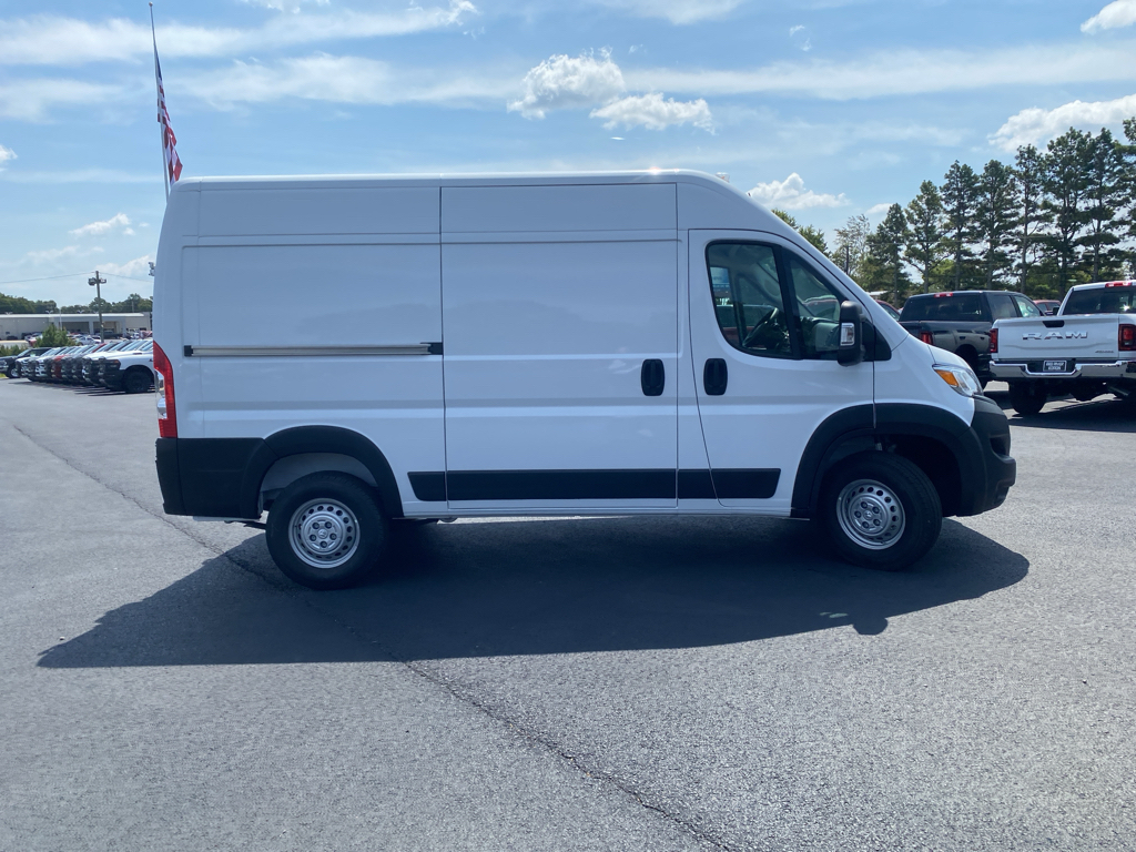 2026 Ram ProMaster 2500 Tradesman photo 4
