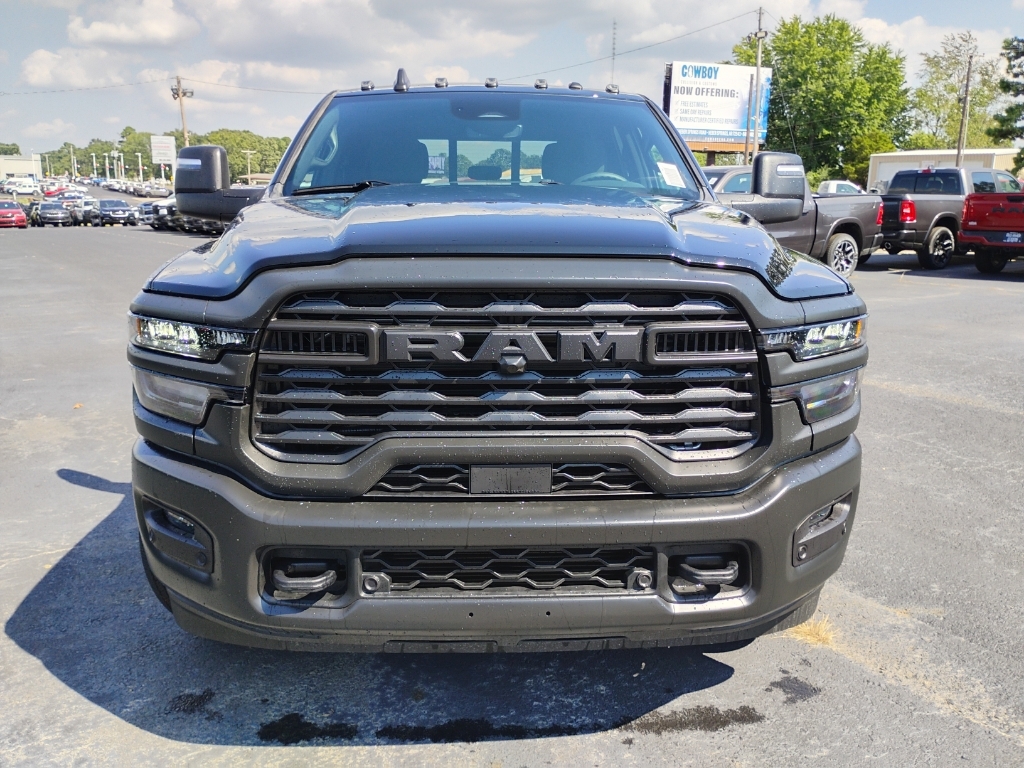 2026 Ram 3500 Tradesman photo 2