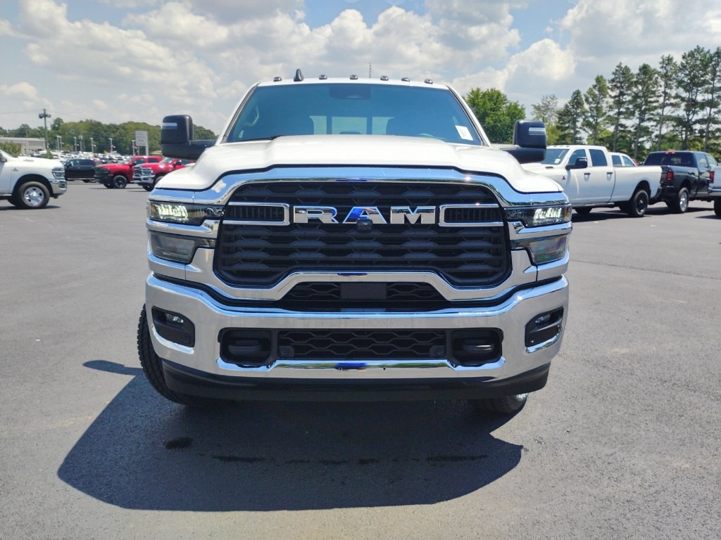 2026 Ram 2500 Tradesman photo 2