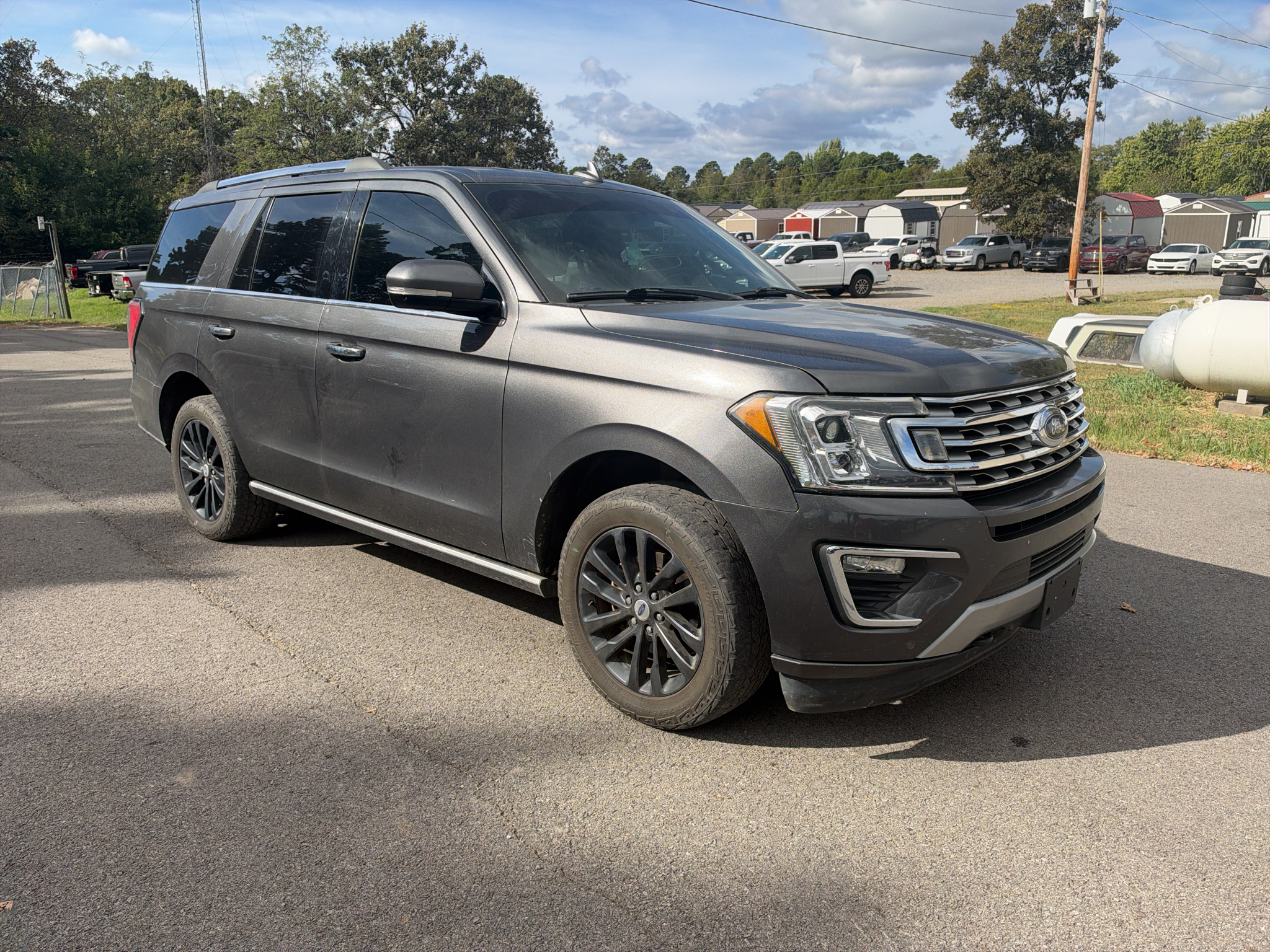 2019 Ford Expedition Limited photo 2