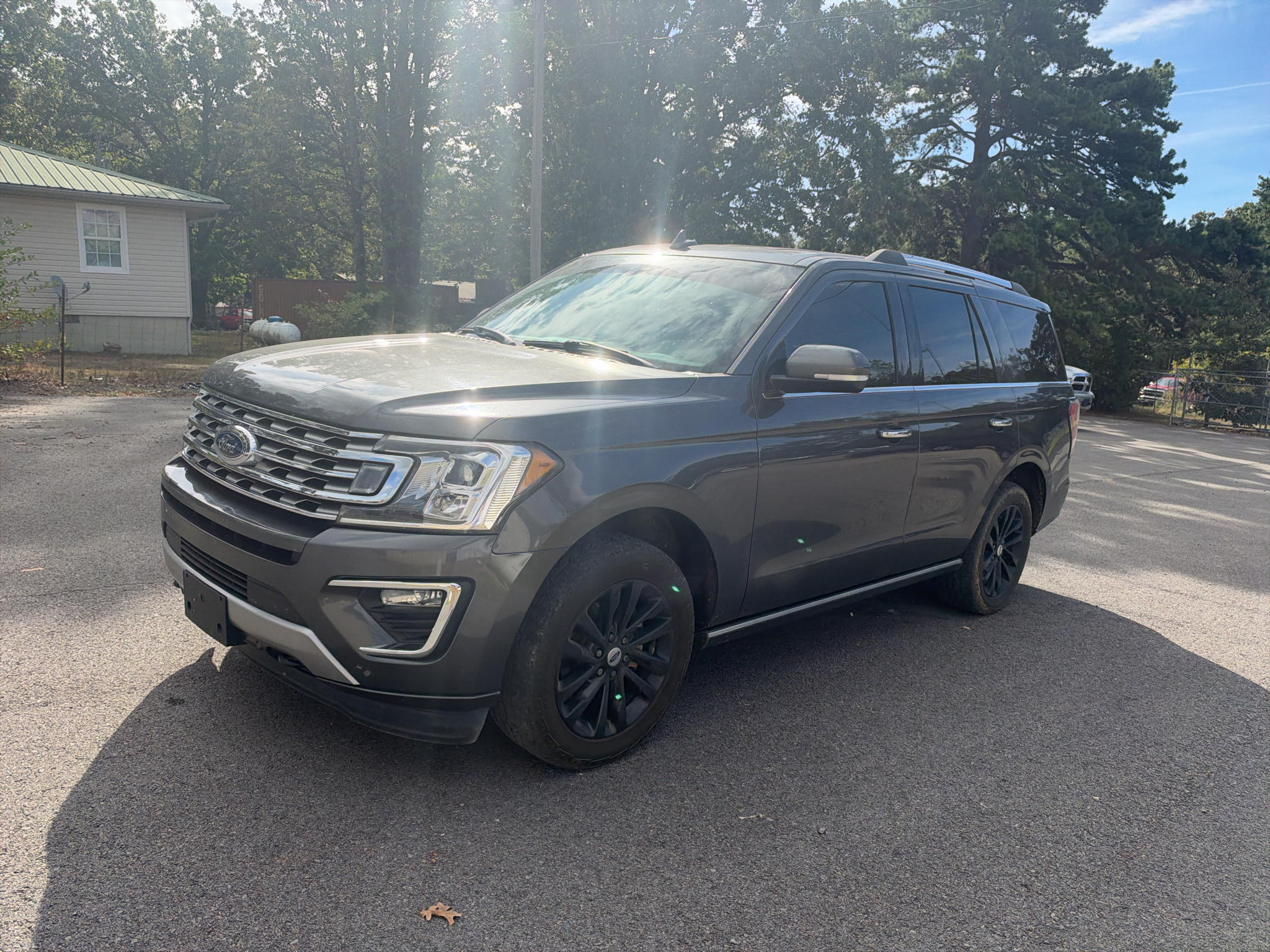 2019 Ford Expedition Limited photo 1