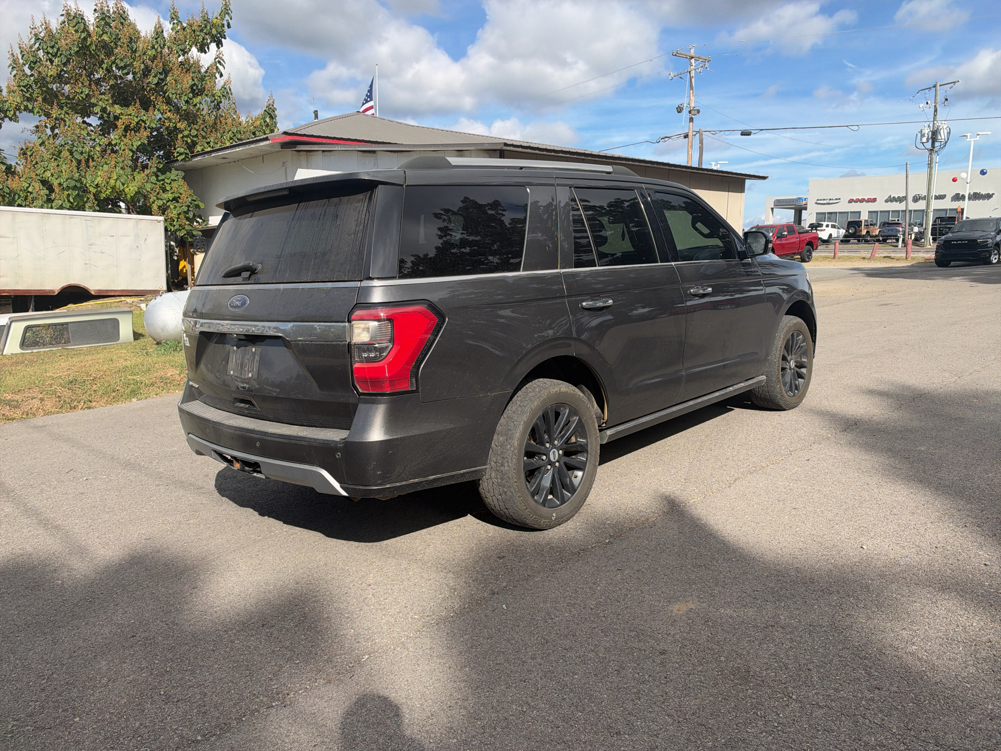 2019 Ford Expedition Limited photo 3