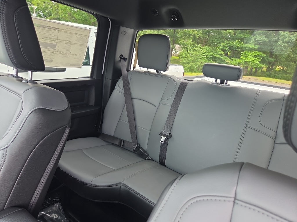 2026 Ram 2500 Tradesman photo 4