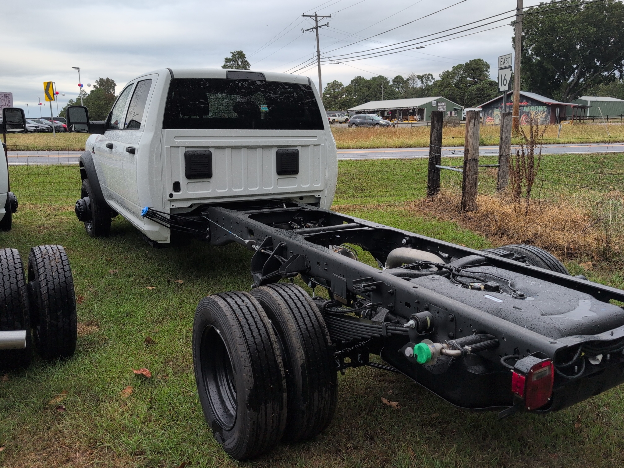 2027 Ram 5500 Chassis Tradesman photo 5