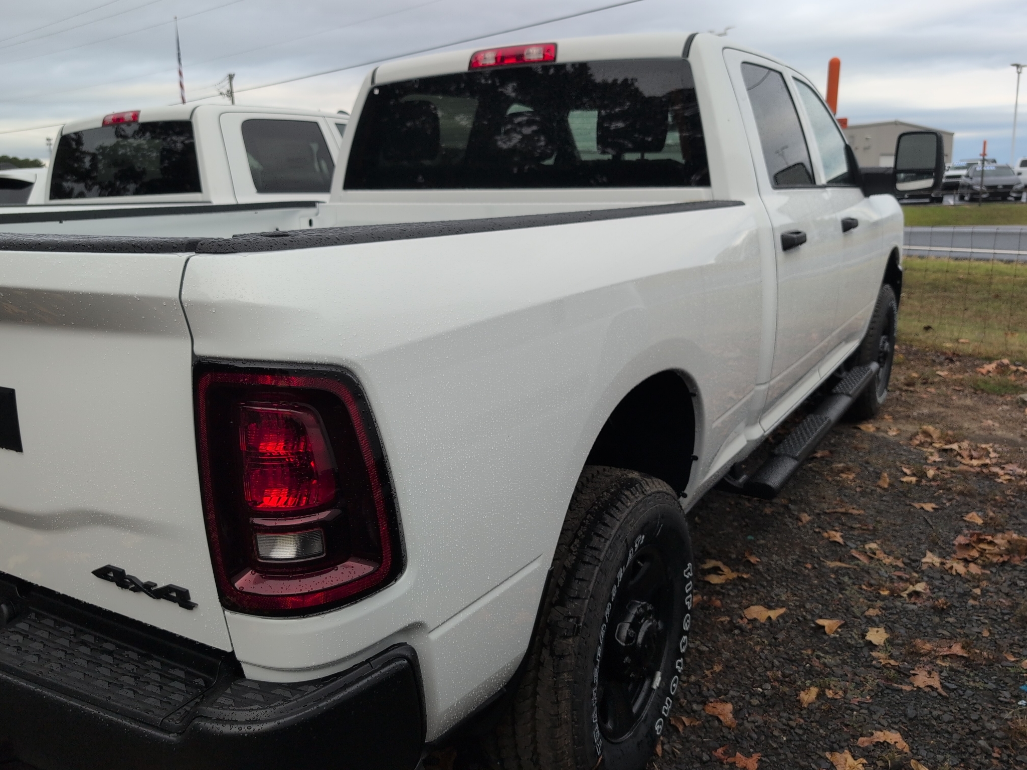 2027 Ram 2500 Tradesman photo 4