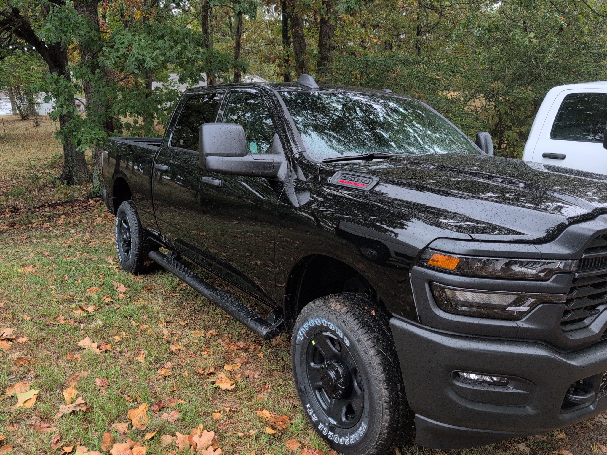 2027 Ram 2500 Tradesman photo 3