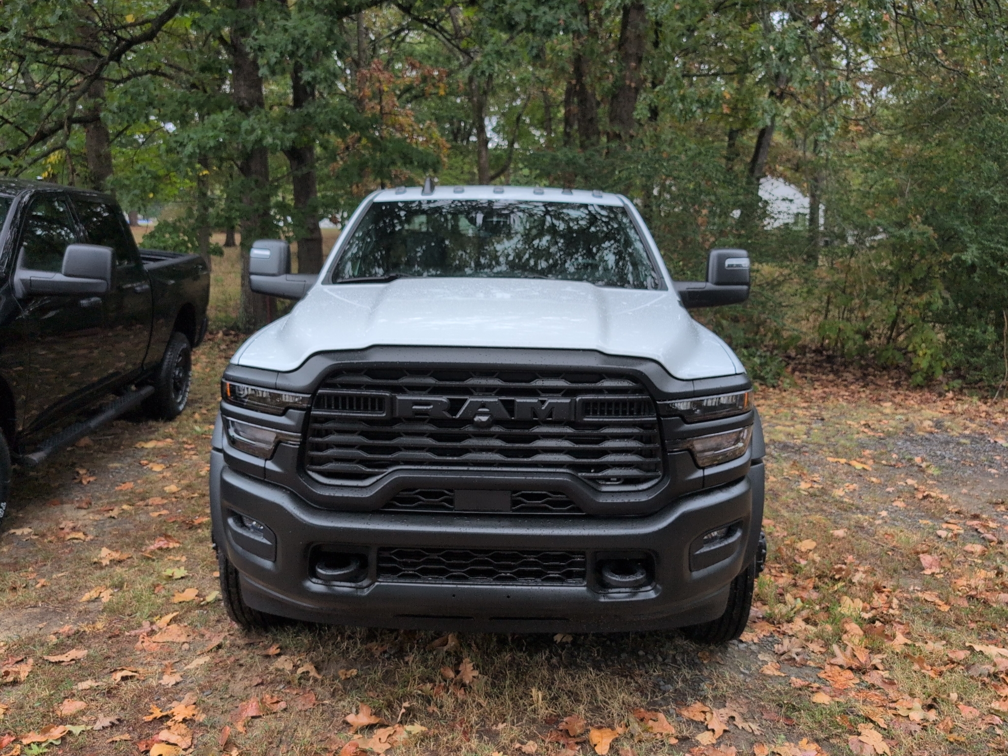 2027 Ram 5500 Chassis Tradesman photo 2