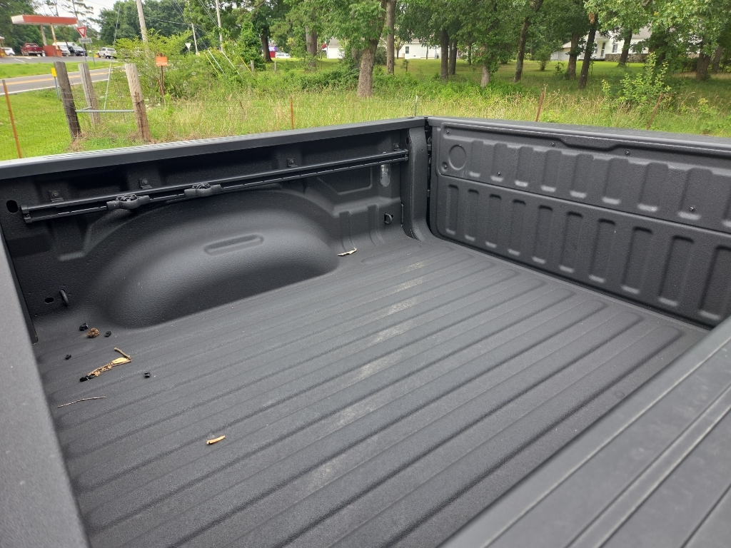 2025 Ram 1500 Tradesman photo 3