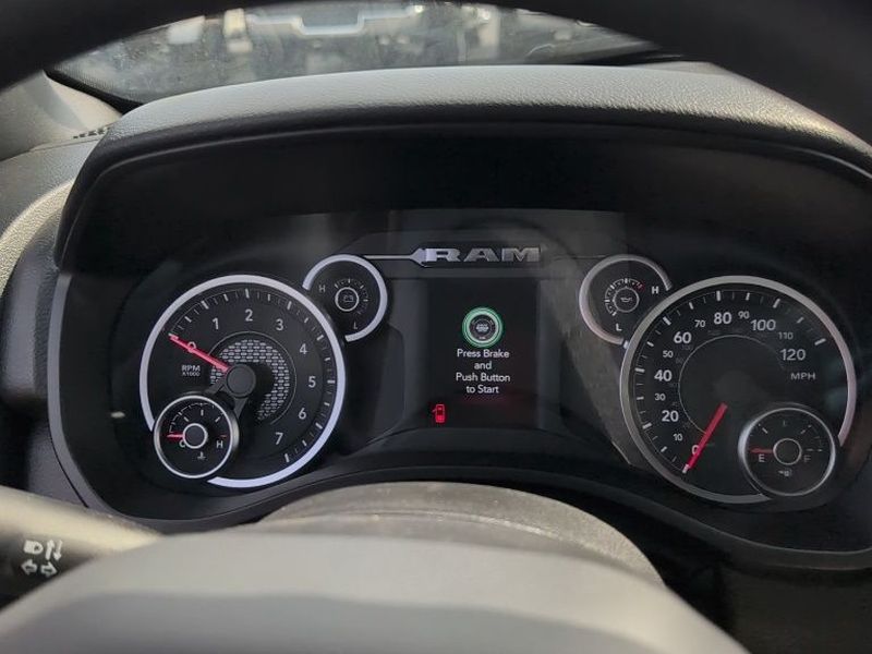 2025 RAM 1500 Tradesman 4x4 Crew Cab 5'7's photo