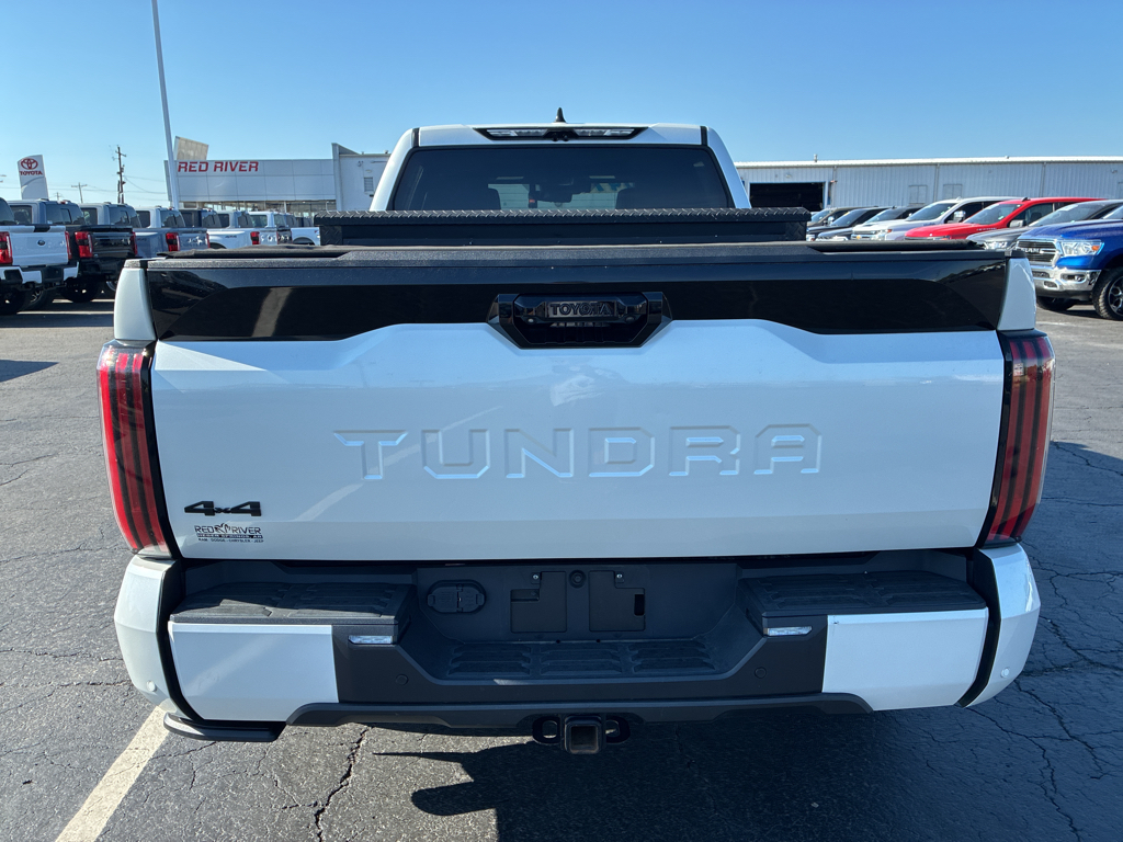 2024 Toyota Tundra Hybrid Platinum Hybrid photo 6