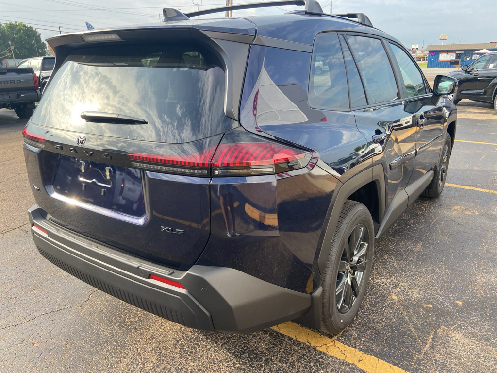 2026 Toyota RAV4 XLE Premium photo 5