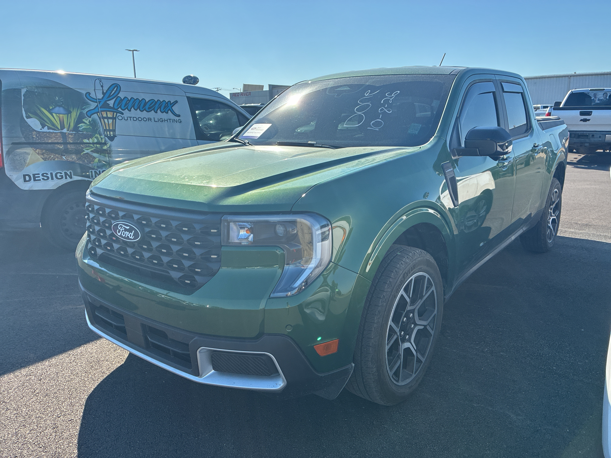 2025 Ford Maverick LARIAT photo 1