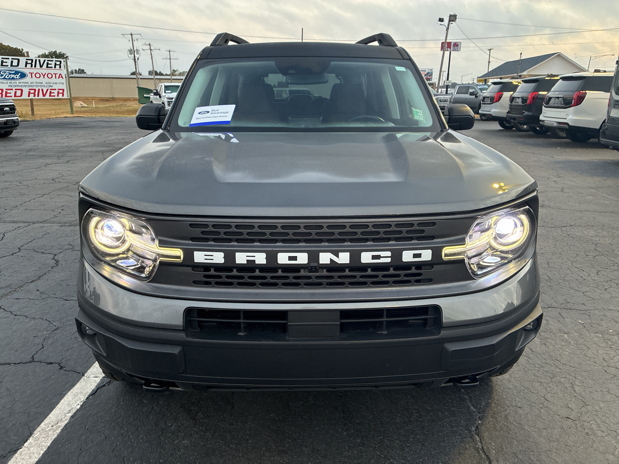 2024 Ford Bronco Sport Badlands photo 2
