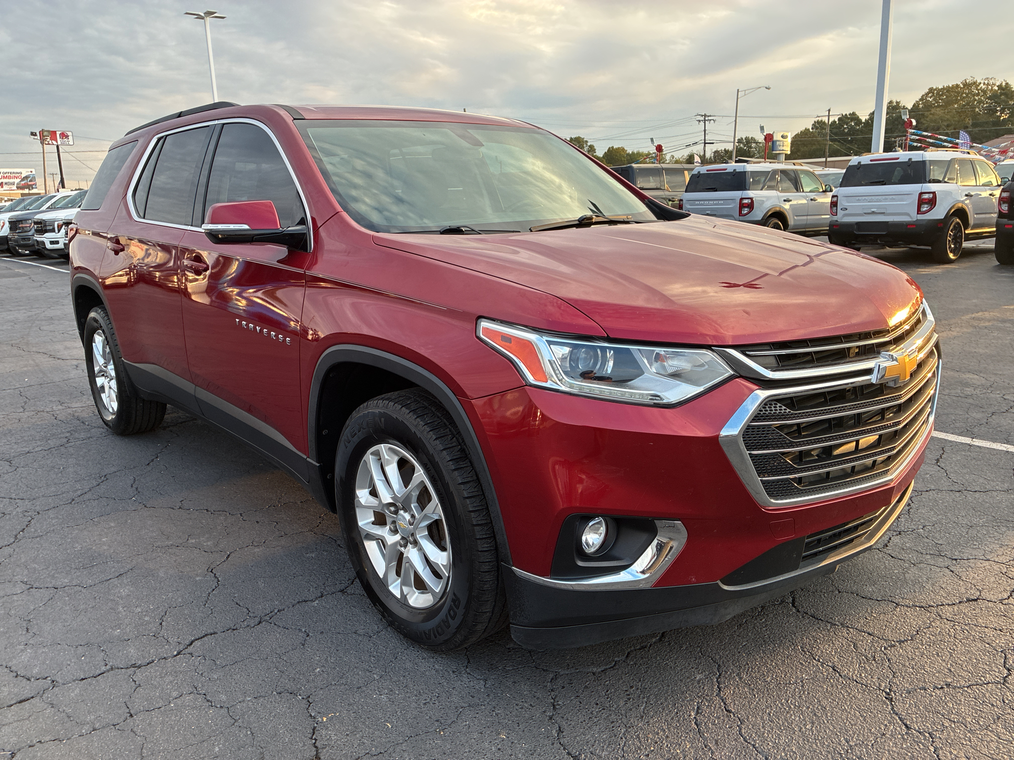 2019 Chevrolet Traverse LT Cloth photo 3