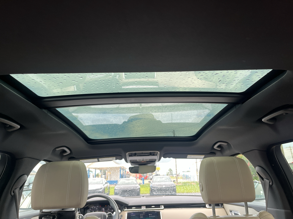 2019 Land Rover Range Rover Velar representative vehicle photo