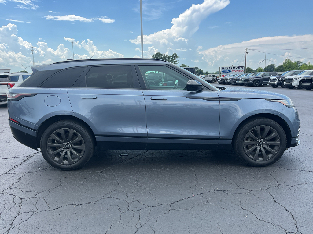 2019 Land Rover Range Rover Velar representative vehicle photo