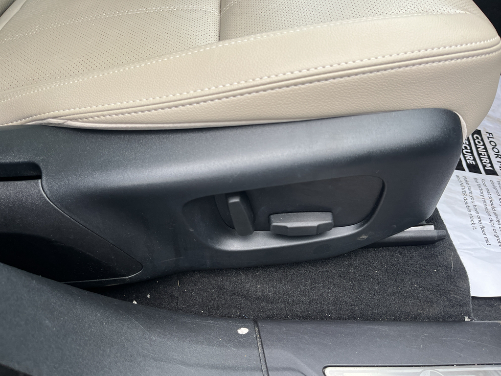 2019 Land Rover Range Rover Velar representative vehicle photo